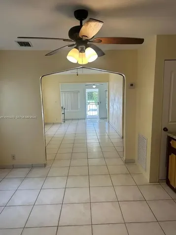 11108 Peachtree Drive Miami FL 33161