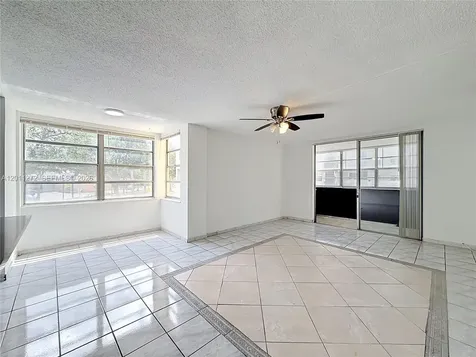16400 NE 17th Avenue North Miami Beach FL 33162