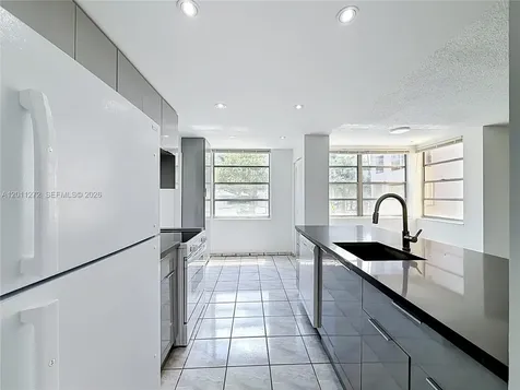 16400 NE 17th Avenue North Miami Beach FL 33162