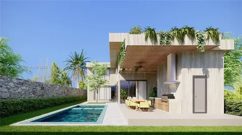 125 SW 29th Road Miami FL 33129