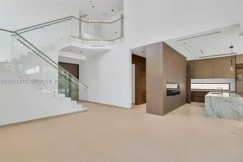 125 SW 29th Road Miami FL 33129