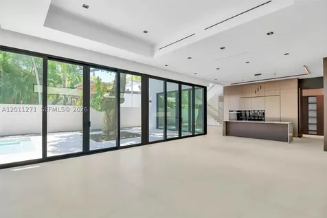 125 SW 29th Road Miami FL 33129