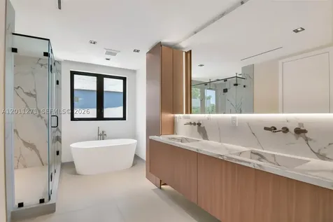 125 SW 29th Road Miami FL 33129