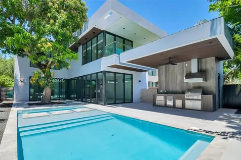 125 SW 29th Road Miami FL 33129