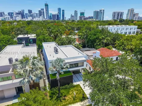 125 SW 29th Road Miami FL 33129