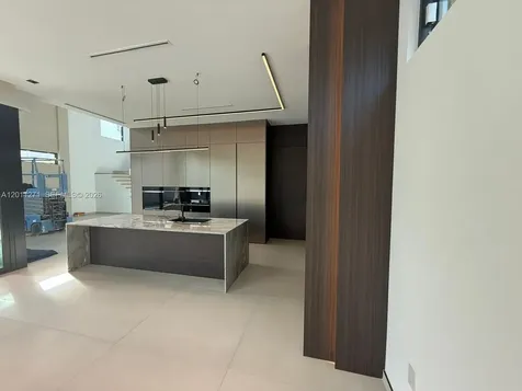 125 SW 29th Road Miami FL 33129
