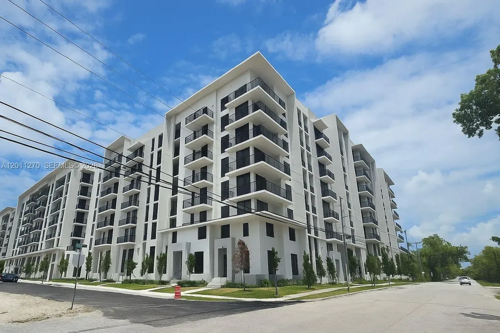 1155 NE 125th Street North Miami FL 33161