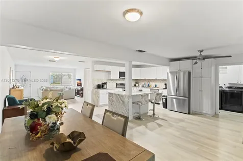 6880 Scott Street Hollywood FL 33024