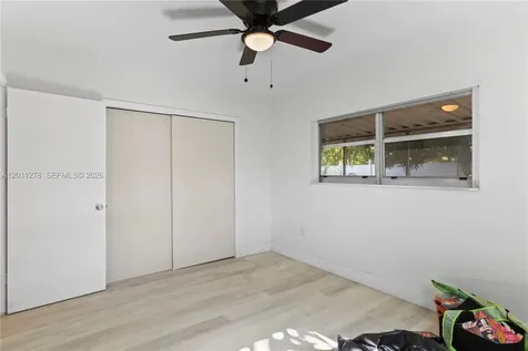 6880 Scott Street Hollywood FL 33024