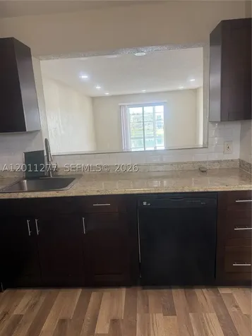 879 NE 195th Street Miami FL 33179