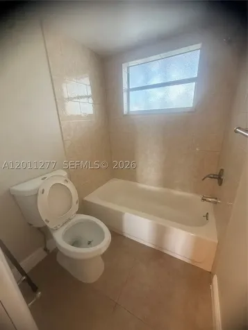 879 NE 195th Street Miami FL 33179