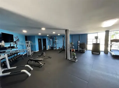 879 NE 195th Street Miami FL 33179