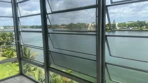 879 NE 195th Street Miami FL 33179