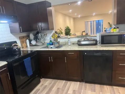 879 NE 195th Street Miami FL 33179