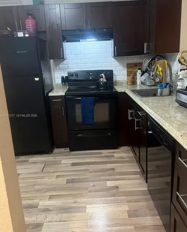 879 NE 195th Street Miami FL 33179