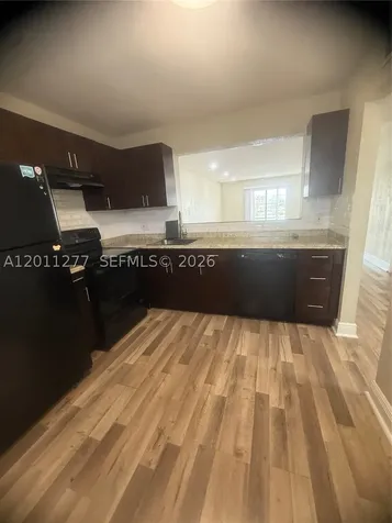 879 NE 195th Street Miami FL 33179