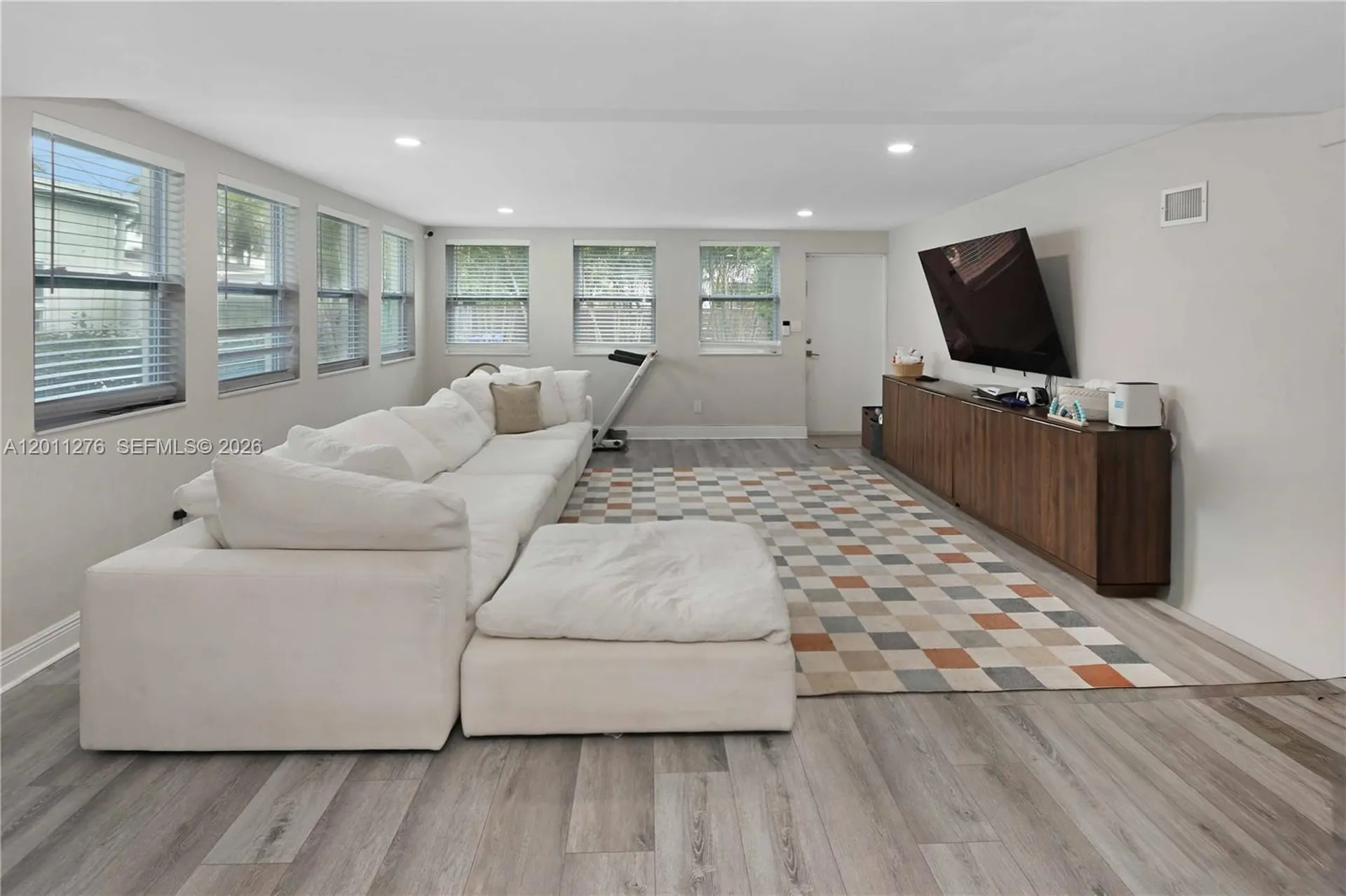1333 Tyler Street Hollywood FL 33019