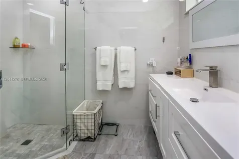 1333 Tyler Street Hollywood FL 33019