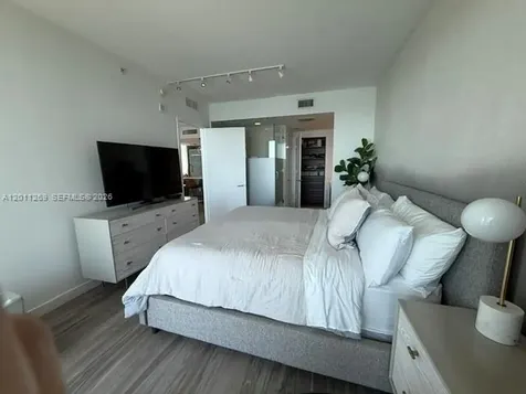 460 NE 28th Street Miami FL 33137
