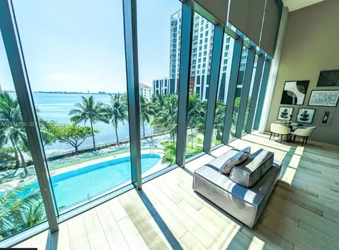 460 NE 28th Street Miami FL 33137
