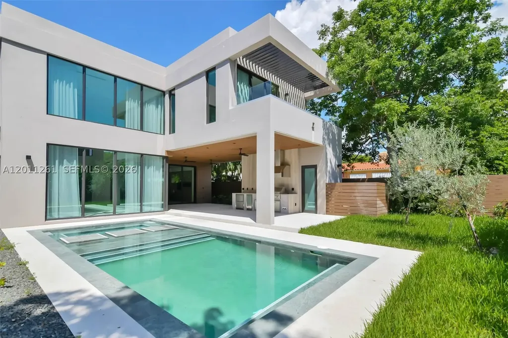 135 SW 29th Road Miami FL 33129