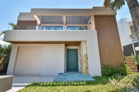 135 SW 29th Road Miami FL 33129