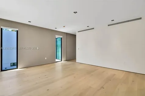 135 SW 29th Road Miami FL 33129