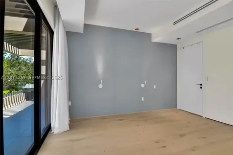 135 SW 29th Road Miami FL 33129