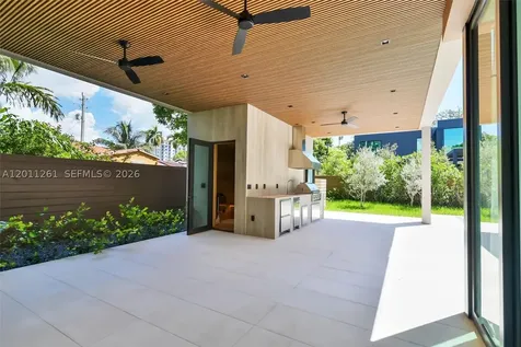 135 SW 29th Road Miami FL 33129
