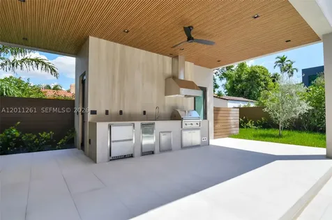 135 SW 29th Road Miami FL 33129