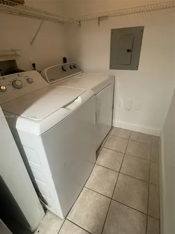 5065 Wiles Road Coconut Creek FL 33073