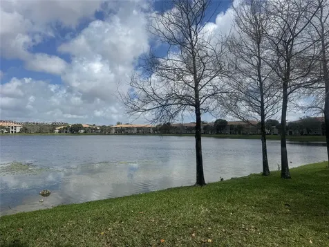 5065 Wiles Road Coconut Creek FL 33073