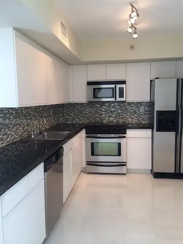 19101 NE 36th Court Aventura FL 33180