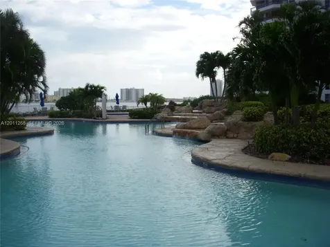 19101 NE 36th Court Aventura FL 33180