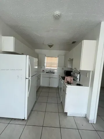 1221 NW 42nd Street Miami FL 33142