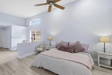 727 Lake Boulevard Weston FL 33326