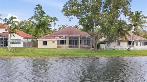 727 Lake Boulevard Weston FL 33326