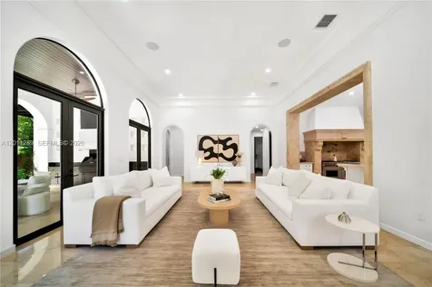 8301 SW 53rd Avenue Miami FL 33143