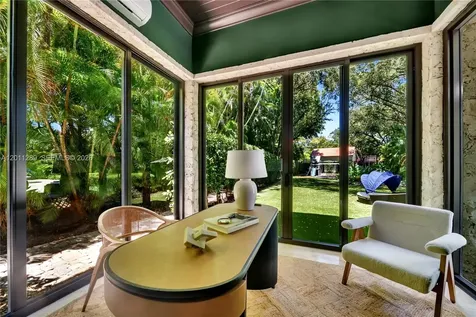 8301 SW 53rd Avenue Miami FL 33143