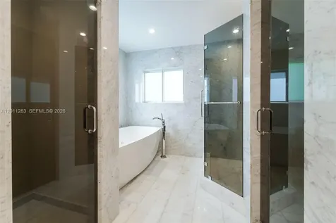 1981 S Oak Haven Circle Miami FL 33179