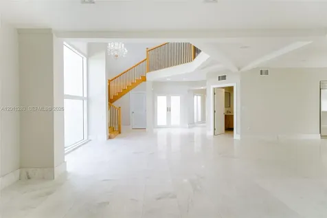 1981 S Oak Haven Circle Miami FL 33179