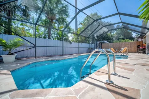 252 Malibu Circle Green Acres FL 33413