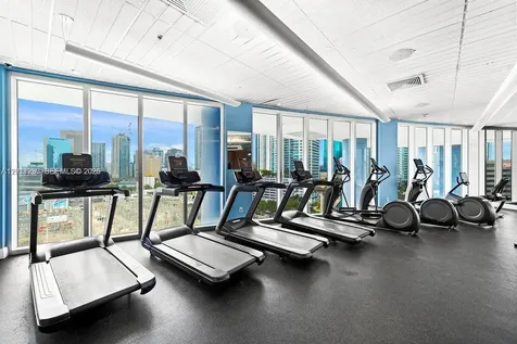 185 SW 7th Street Miami FL 33130