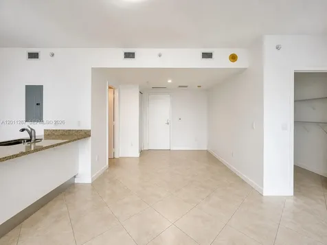 185 SW 7th Street Miami FL 33130