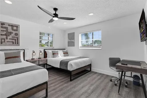 7471 Hope Street Hollywood FL 33024