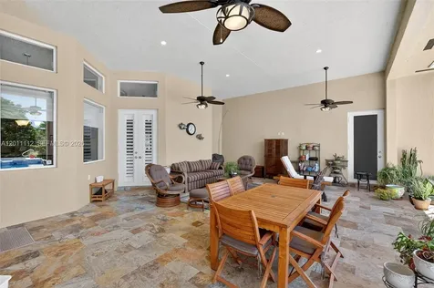 8920 SW 162nd Terrace Palmetto Bay FL 33157