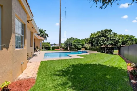 8920 SW 162nd Terrace Palmetto Bay FL 33157