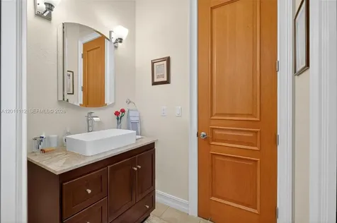 8920 SW 162nd Terrace Palmetto Bay FL 33157