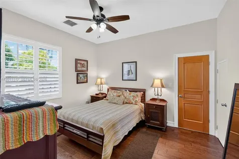 8920 SW 162nd Terrace Palmetto Bay FL 33157