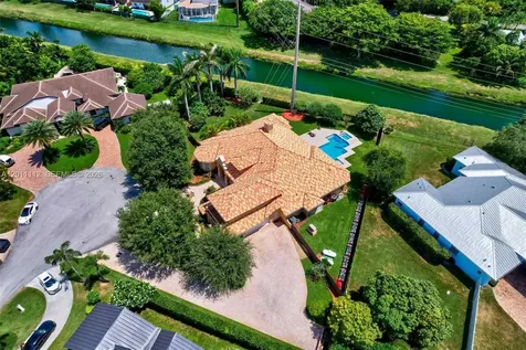8920 SW 162nd Terrace Palmetto Bay FL 33157